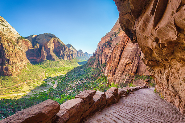 Zion's National Park. Hiking. St. George.